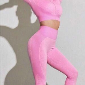 Seamless Pink High-Waisted Leggings